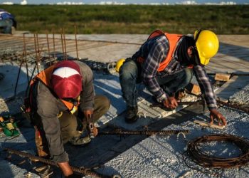 Más de 245 mil trabajadores en Q. Roo superan las 48 horas semanales