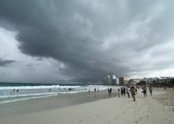 Clima en Cancún viernes 6 de febrero: ambiente fresco y cielo parcialmente nublado