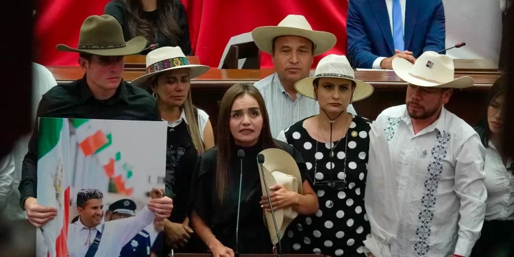 Grecia Quiroz denuncia presunto juicio político en su contra: “No les bastó con callar a Carlos Manzo”