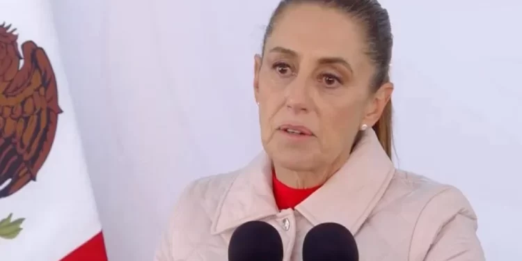 “Artículo de ficción”, dice Sheinbaum sobre ensayo del New York Times