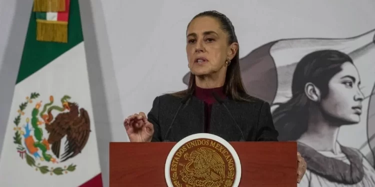 Sheinbaum apoya a Harfuch tras señalar que mineros fueron confundidos con criminales