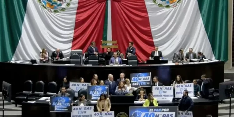 Aprueban reducción de la jornada laboral a 40 horas con un día de descanso en Cámara de Diputados