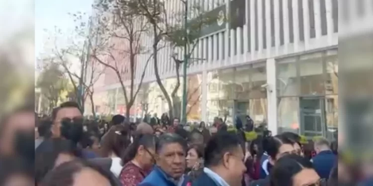 Desalojan Ciudad Judicial en la CDMX por presunta amenaza de bomba