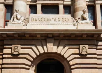 Banxico pausa recortes y mantiene tasa de interés en 7% en su primera reunión de 2026