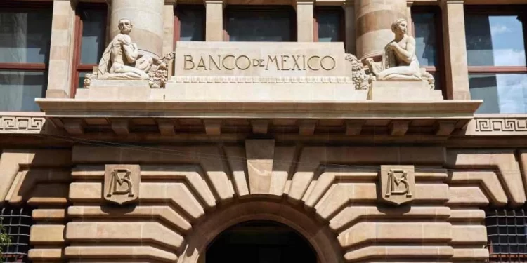 Banxico pausa recortes y mantiene tasa de interés en 7% en su primera reunión de 2026