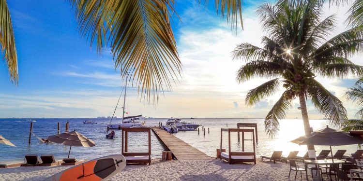 Caen servicios turísticos en Isla Mujeres; registran pérdidas