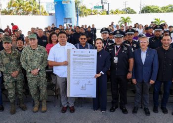 Trabajamos por una policía certificada en Cancún: Ana Paty Peralta