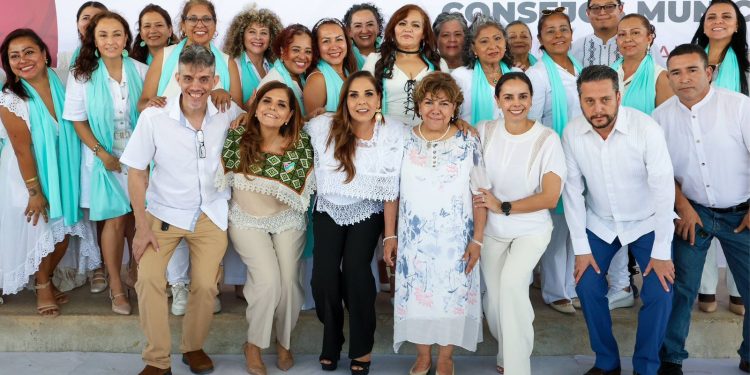 Dan paso histórico por la paz en Q. Roo y BJ: Ana Paty Peralta