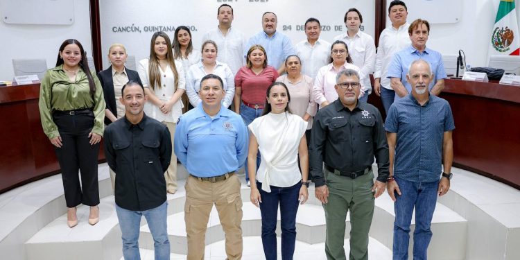 Ana Paty Peralta refuerza la Policía Turística con el nombramiento de un nuevo titular