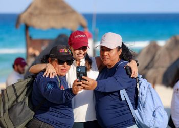 Nuestras playas están listas para recibir a turistas y cancunenses: Ana Paty Peralta