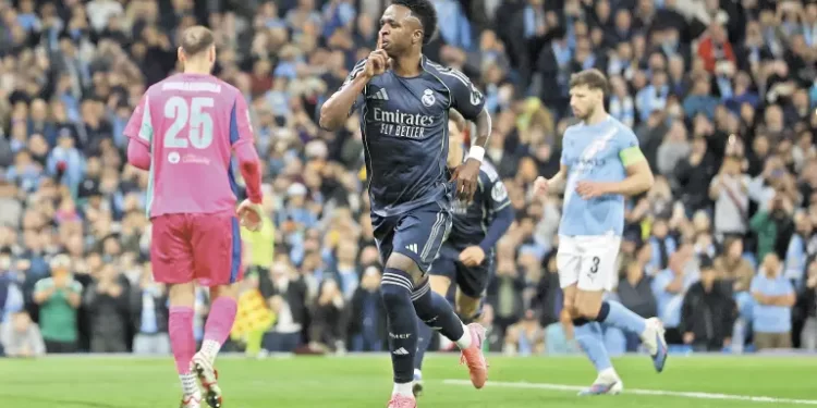 Vinicius celebra su gol con Real Madrid ante Manchester City en Champions