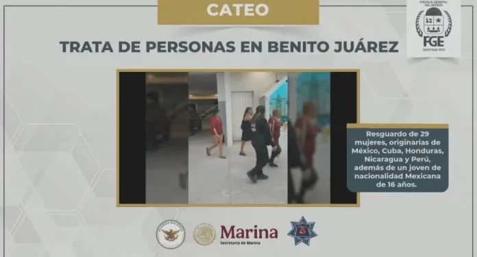 Rescatan a 30 víctimas tras operativos en Cancún y Playa del Carmen