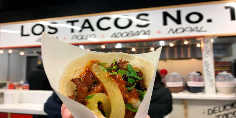 Alemán demanda a taquería en Nueva York por salsa verde “demasiado picante”