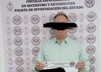 Detienen en CDMX a extranjero por extorsionar a empresa turística en Cancún