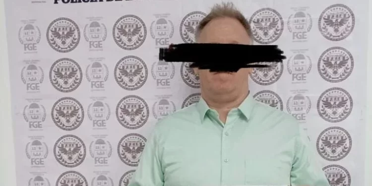 Detienen en CDMX a extranjero por extorsionar a empresa turística en Cancún