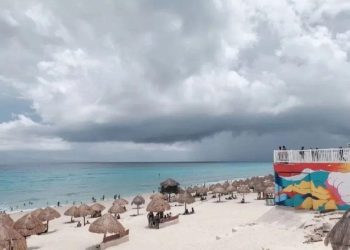 Clima en Cancún y el sureste: alerta por lluvias, vientos y oleaje este 17 de marzo
