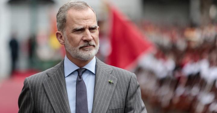 Rey Felipe VI durante su visita a la exposición sobre México indígena en Madrid