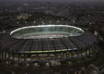 Revelan precios en el Estadio Azteca: tacos desde 150 y cervezas por 600 pesos