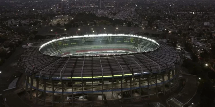 Revelan precios en el Estadio Azteca: tacos desde 150 y cervezas por 600 pesos