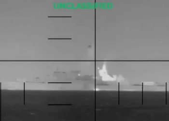 Al menos 83 muertos tras hundimiento de fragata iraní por ataque de EU