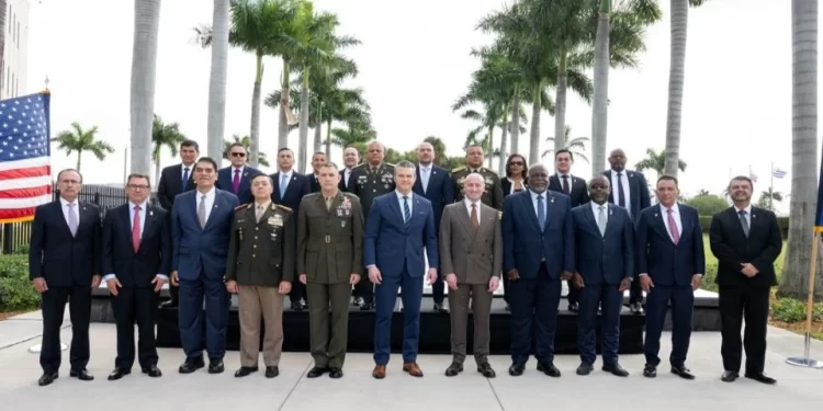 Sin México, EU firma acuerdo con 20 países latinoamericanos contra grupos narcoterroristas