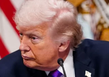 “Irán debe rendirse o no habrá acuerdo”, advierte Trump tras ataques conjuntos con Israel