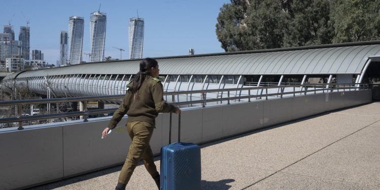 SRE confirma 121 mexicanos evacuados de Medio Oriente; continúa alerta diplomática