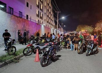 Más de 2 mil personas piden frenar rodadas de motos en Cancún