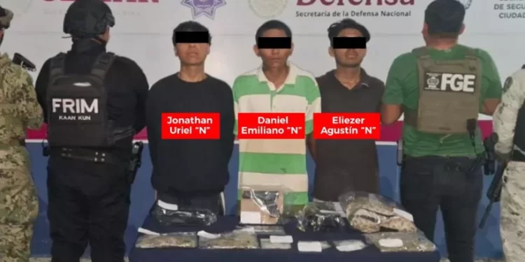 Detienen a presunto líder de banda de asaltos junto a dos cómplices en Cancún