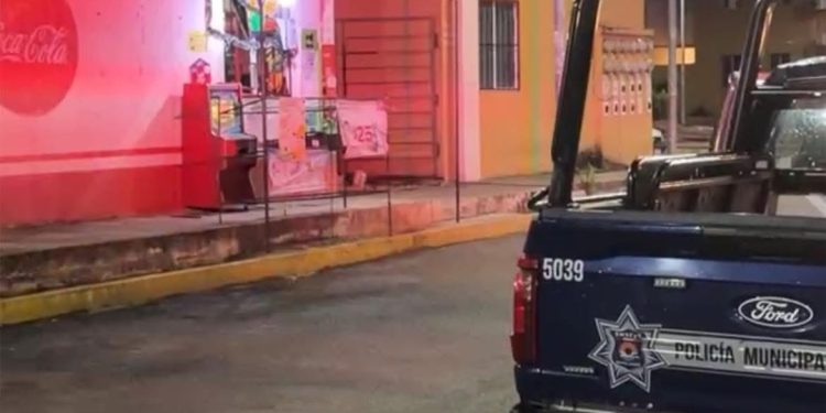 Encuentran cuerpo en descomposición en fraccionamiento de Cancún
