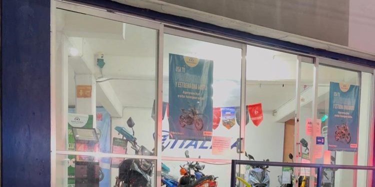 Intentan robar motocicleta en agencia de la SM 63 de Cancún