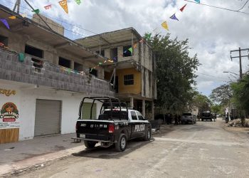 Encuentran a hombre sin vida y con signos de violencia en cuartería de Bonfil