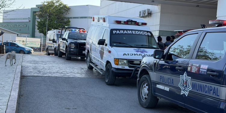 Trabajador de hotel dispara contra su compañero al bajar del transporte