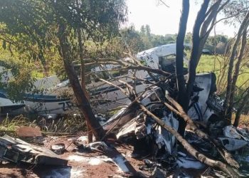 Avioneta se desploma en Paraguay; muere el piloto y 3 personas resultan heridas