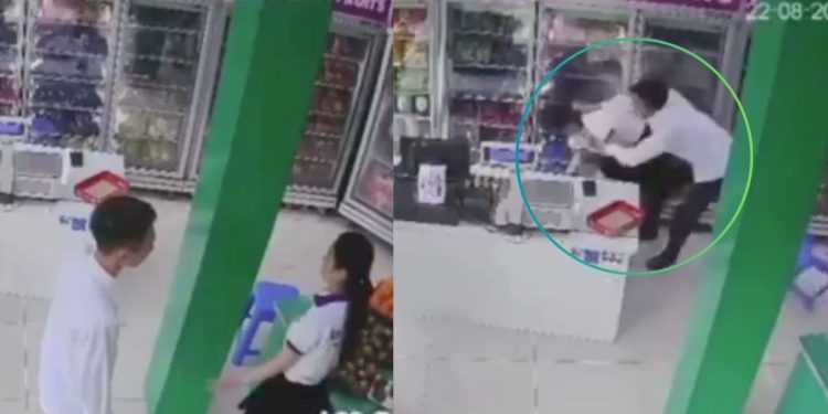 Golpea brutalmente a su compañera de clase porque rechazó ser su novia
