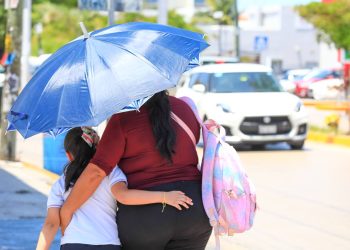 Golpe de calor deja varios casos y una muerte en Q. Roo; piden extremar cuidados