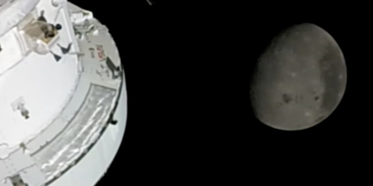 Artemis II llega a la órbita lunar y marca regreso histórico humano