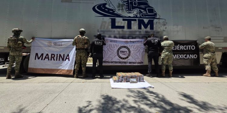 Decomisan más de 60 kilos de cocaína en Colima; detienen a cuatro implicados