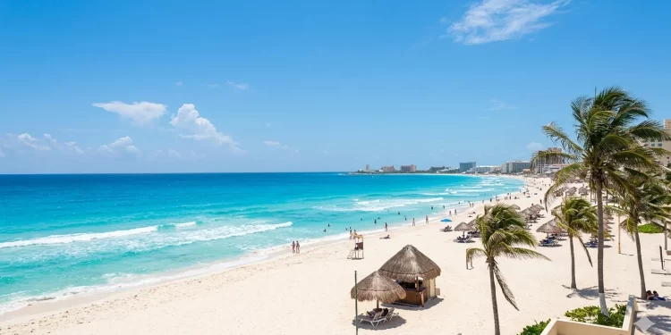 Clima en Cancún miércoles 29 de abril: Ambiente caluroso y cielo despejado en la región