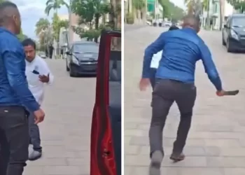Taxista persigue con machete a conductor tras acusarlo de Uber en Playa del Carmen