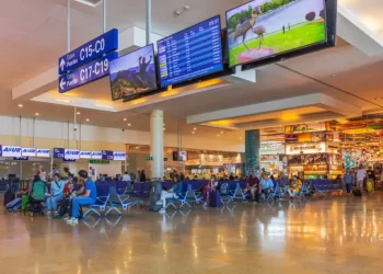 Aeropuerto de Cancún pierde 166 mil pasajeros en vuelos nacionales