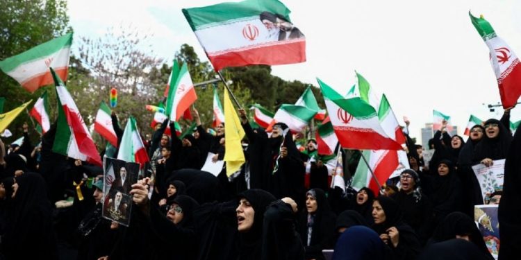 Irán suspende diálogo con EU tras advertencia de Trump, revelan medios