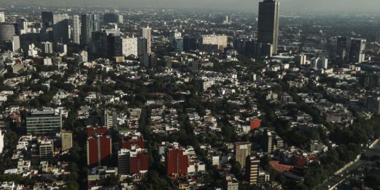 Fondo Monetario Internacional ajusta al alza previsión para México; estima crecimiento de 1.6% en 2026