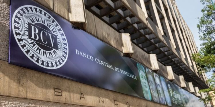 Departamento del Tesoro de EU elimina sanciones al Banco Central de Venezuela