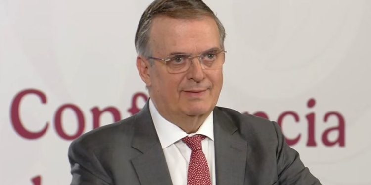 “No hubo abuso, fue por cuidado familiar”, Ebrard defiende estancia de su hijo en Londres