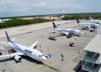 Suspenden certificado de Magnicharters y alertan sobre posible cancelación definitiva