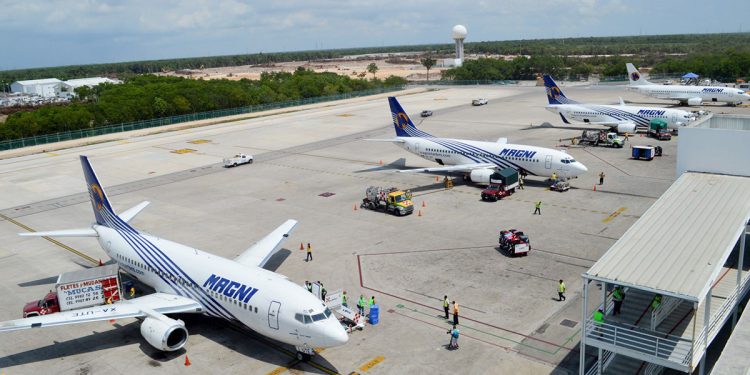 Suspenden certificado de Magnicharters y alertan sobre posible cancelación definitiva