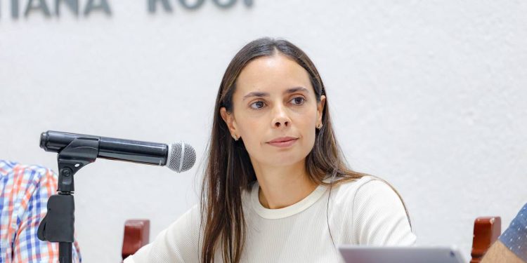 Ana Paty Peralta fortalece transparencia municipal