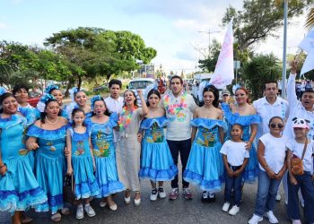 “Cancún nos une y celebramos juntos su historia”: Ana Paty Peralta
