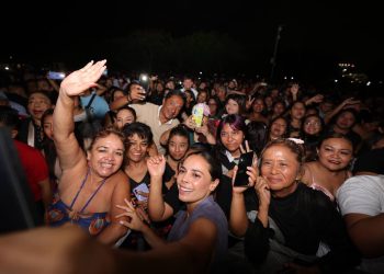 Más de 31 mil disfrutan show de Los Ángeles Azules en Cancún: Ana Paty Peralta